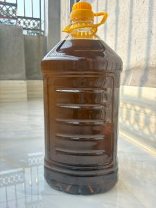 দেশি সরিষার তেলের বোতল